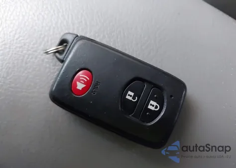 2011 Toyota Rav4 Limited from USA, damaged, VIN 2T3DF4DVXBW172189